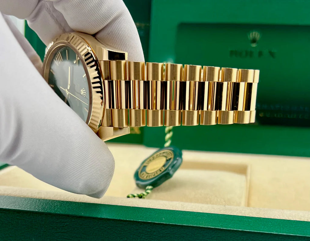 Rolex Day-Date 40mm 228348RBR Green Dial Diamond Bezel 2022 Full Set